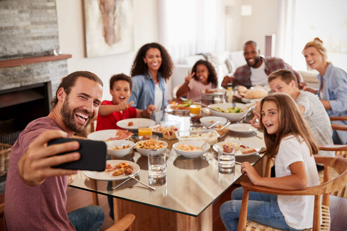 Préparation de pendaison de crémaillère réussie : quelques idées autour du repas