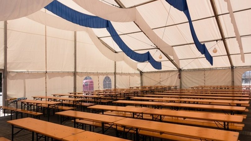 La location de chapiteaux : la solution idéale pour un événement en plein air ‍