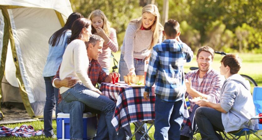 Comment organiser des activités de plein air pour toute la famille en camping