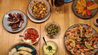 Découvrez les meilleures recettes de tapas pour vos soirées entre amis